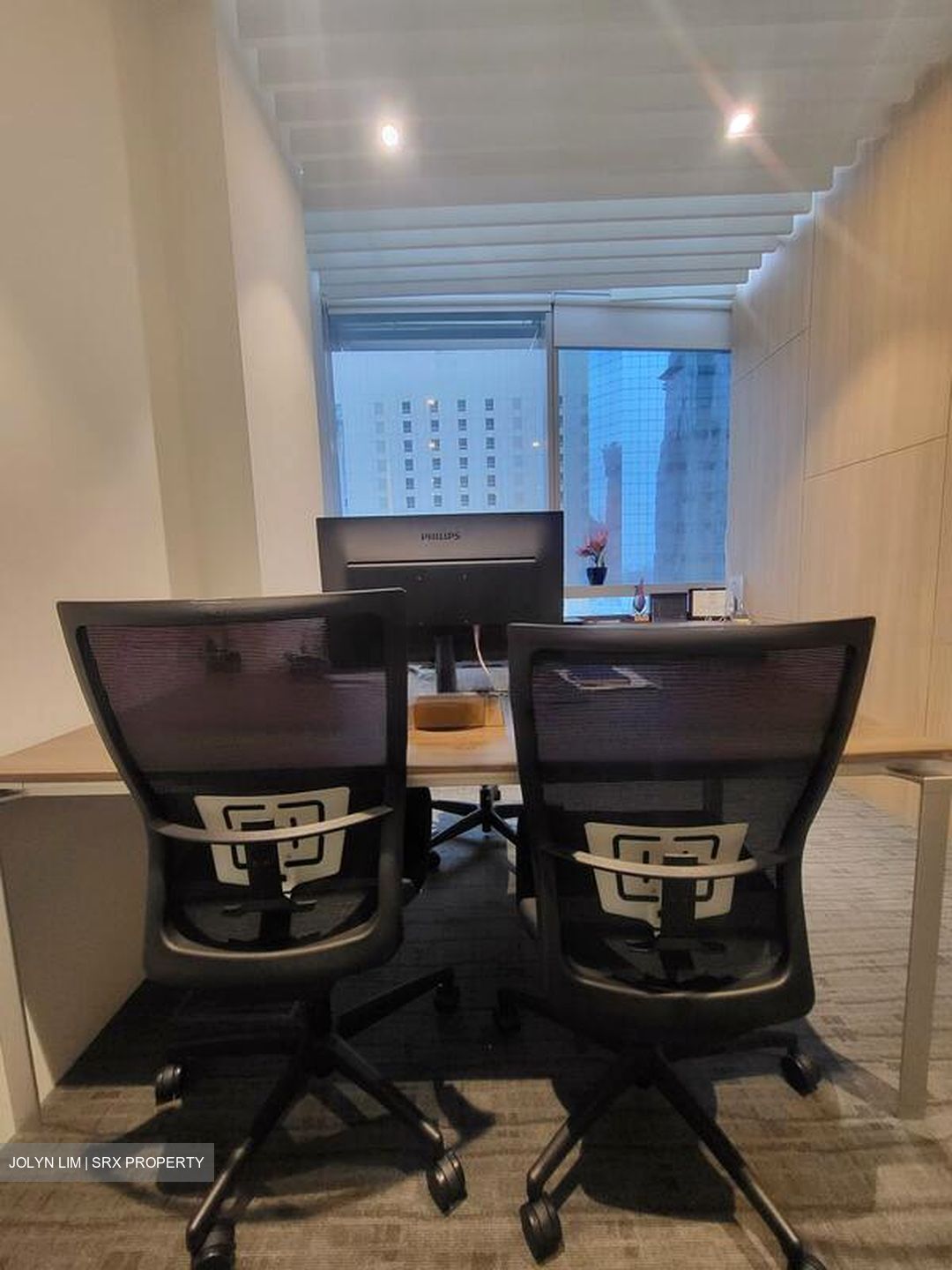 Sbf Center (D1), Office #572072441